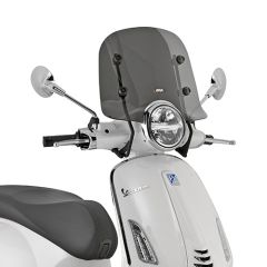 5608S - Windschild Givi 28.5x45.5cm PIAGGIO Vespa Primavera 50-125-150 (14-25)
