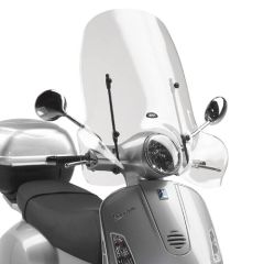 104A - Givi Windschild transparent 51,5x69,5cm Vespa LX 50-125-150 (05 > 14)