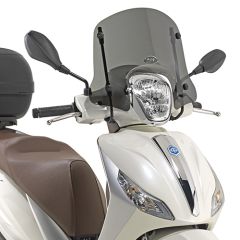5612S - Givi Specific screen smoked 225 x 44 cm Piaggio Medley 125-150 (16>17)