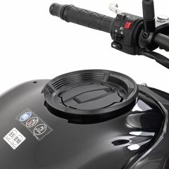 BF29 - Givi flange for Tanklock tank bags Kawasaki Versys300 / Z 900 (17)