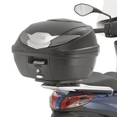 SR5612 - Givi rear black rack for MONOLOCK top case Piaggio Medley 125-150 (16)